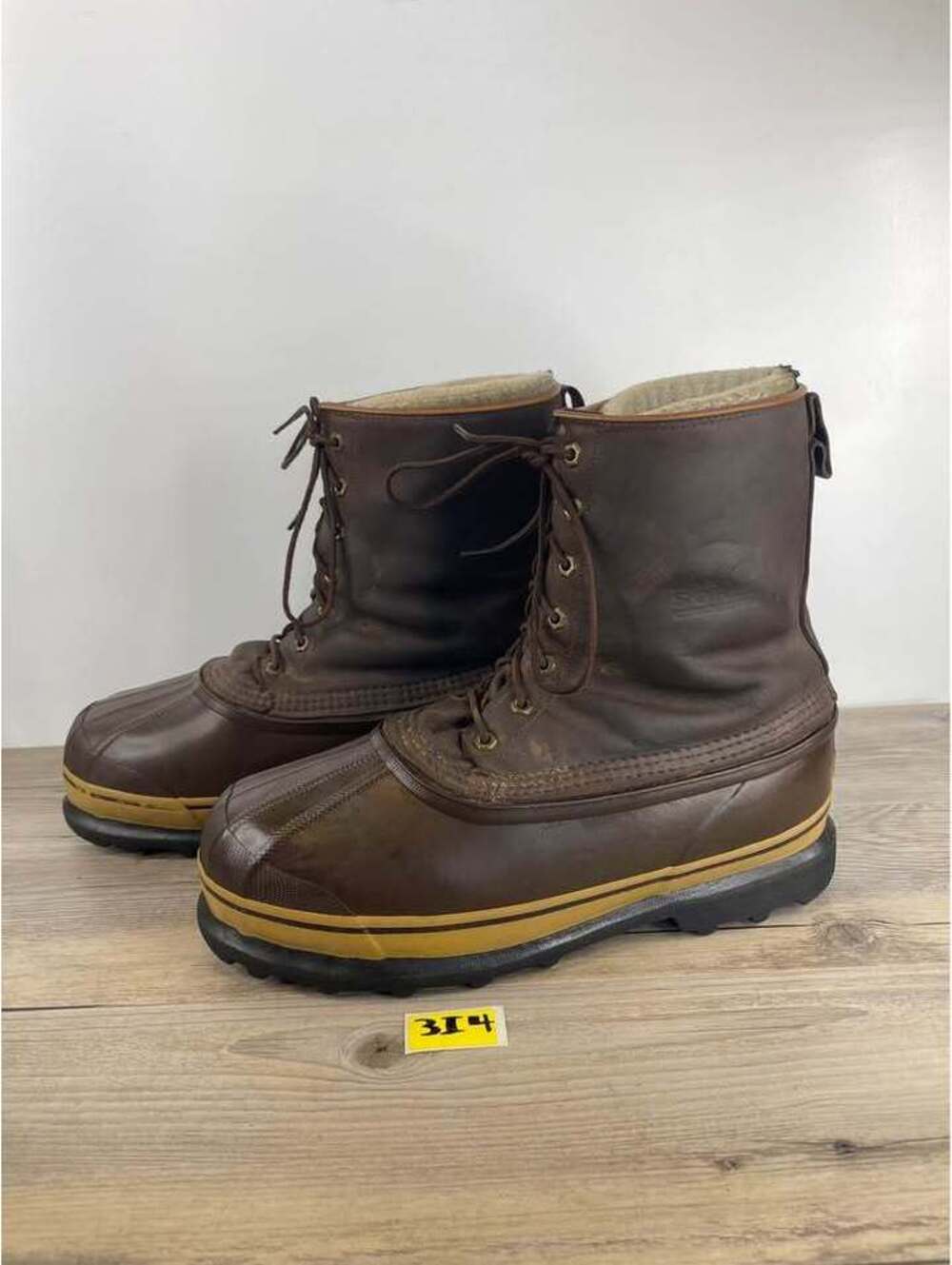Sorel Chieftain Winter Boots Men's Size 10